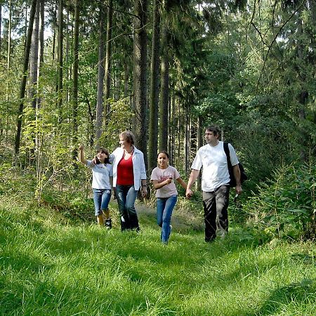 Ferienhof "Alte Foersterei" Knau Bagian luar foto
